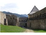 Bieszczady 09 025 - Lubovňanský hrad, vstupní trakt