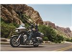 H-D Road Glide Ultra_10